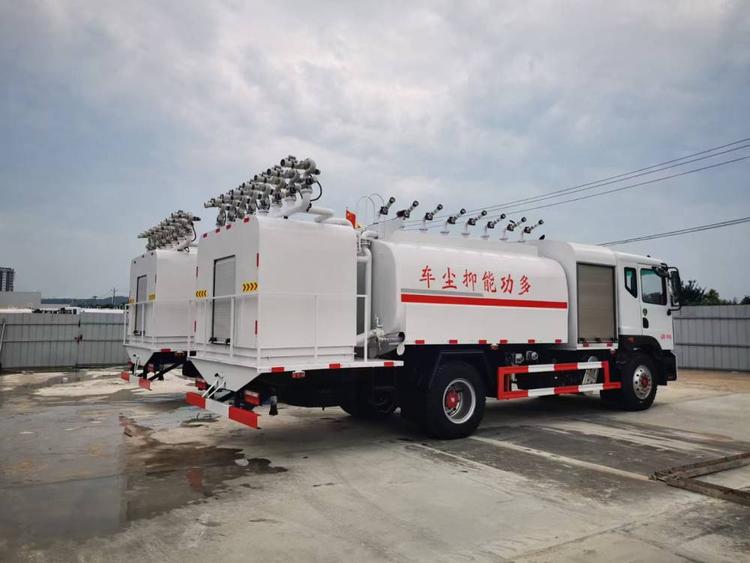 噴霧壓塵車的結構與霧炮車有什么不同？